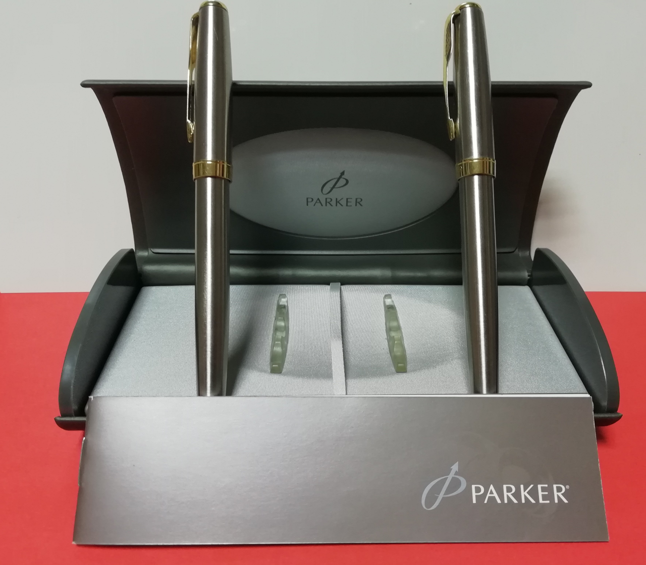 Parker Classic Dolma Kalem + Roller Kalem Seti Lüks Kutu CLASSIC UK S.STEEL S0150621